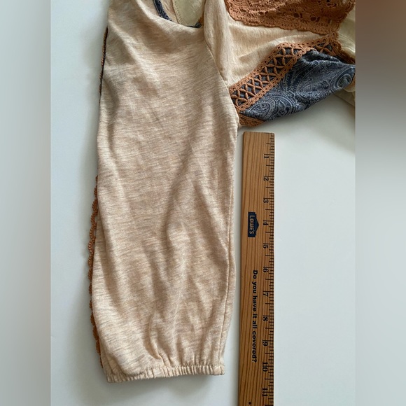 BKE Gimmicks Lace Cold Shoulder Open Back Henley boho women’s size S - Picture 6 of 15